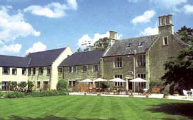 Stanton Manor Hotel,  Stanton st quintin